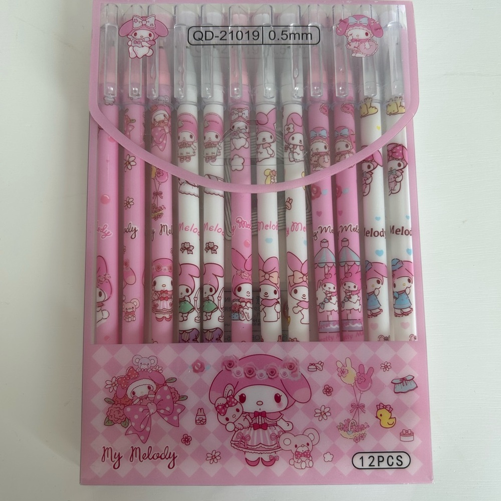 🌸My Melody Pink and White Gel Pen Set🌸